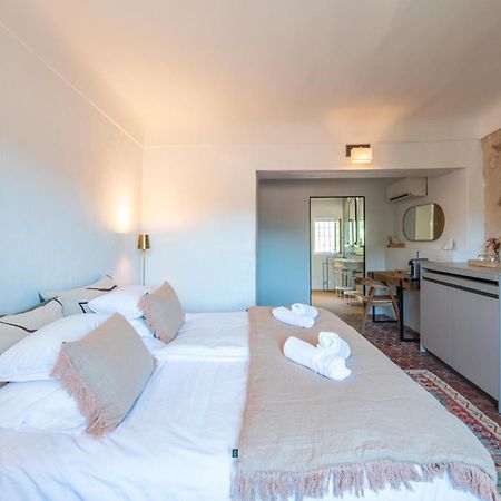 Au Ralenti Du Lierre Hotell Beaumettes Exteriör bild