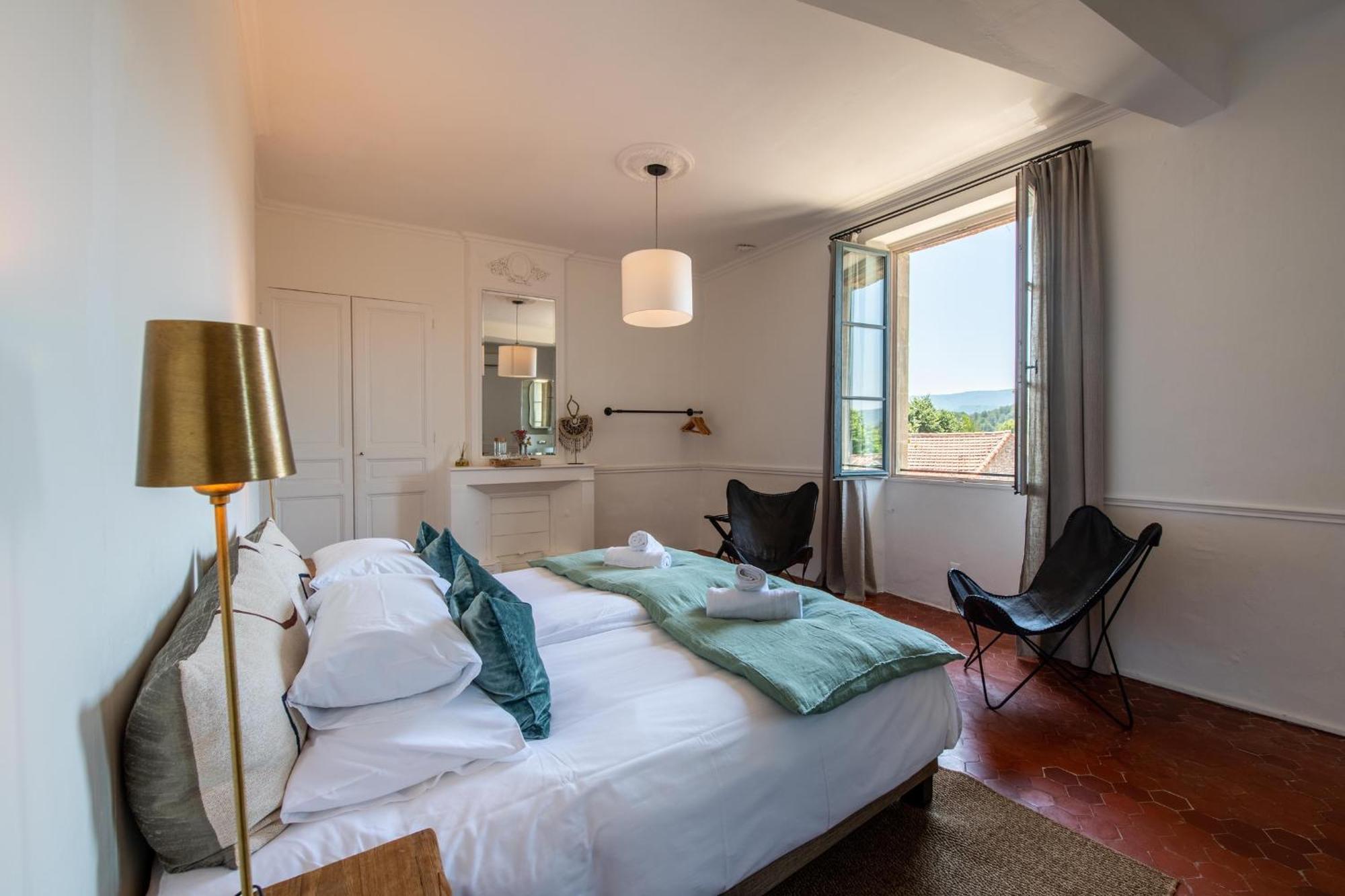 Au Ralenti Du Lierre Hotell Beaumettes Exteriör bild